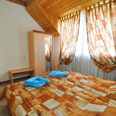 Grand Orzu Hotel Tasken Kültér fotó