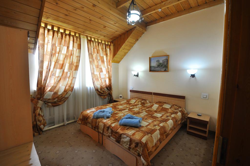 Grand Orzu Hotel Tasken Kültér fotó
