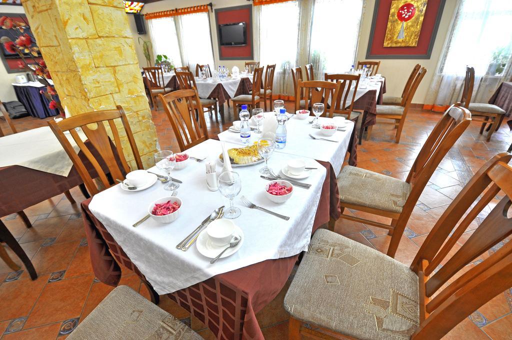 Grand Orzu Hotel Tasken Kültér fotó